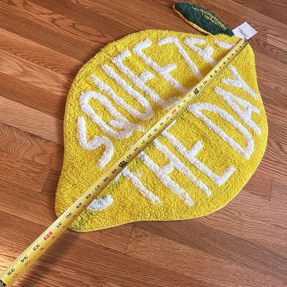 Urban Outfitters Squeeze The Day Bath Mat NWT - Picture 7 of 16